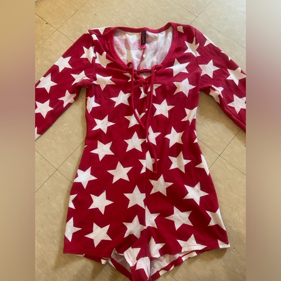 La senza red star pj jumpsuit❤️ - Picture 1 of 4